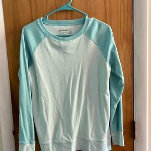 Eddie Bauer crewneck lightweight sweatshirt, size M